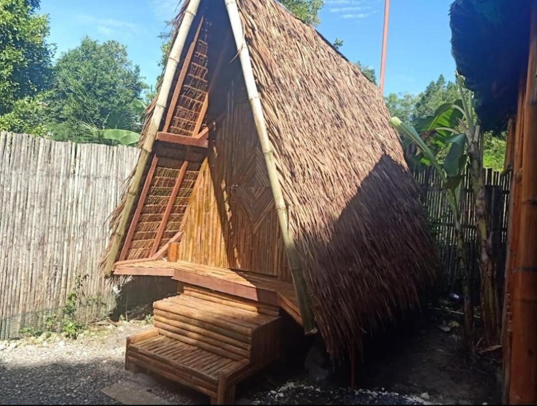 Moalboal Bamboo House / Rooms Eksteriør bilde