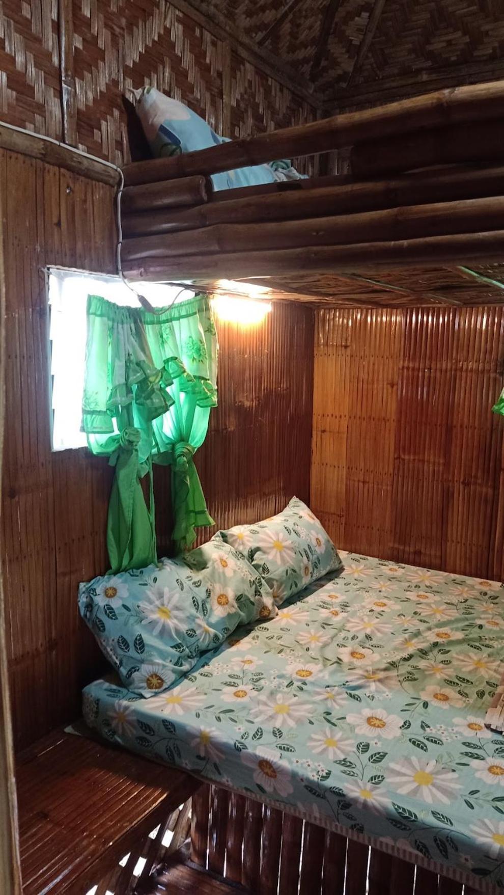 Moalboal Bamboo House / Rooms Eksteriør bilde